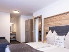 Zimmerbild 8