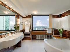 Zimmerbild 12