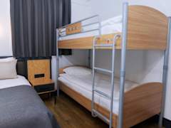 Zimmerbild 13