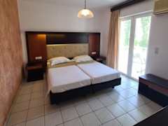 Zimmerbild 4