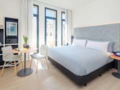 Zimmerbild 23