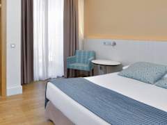 Zimmerbild 6