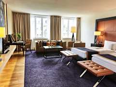Zimmerbild 6