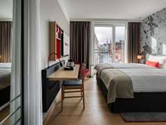 Zimmerbild 5