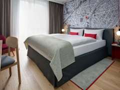 Zimmerbild 6
