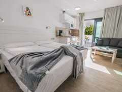 Zimmerbild 7