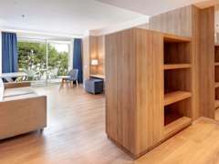 Zimmerbild 6