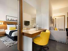 Zimmerbild 5