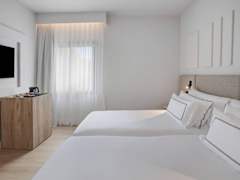 Zimmerbild 23
