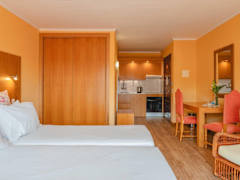 Zimmerbild 4