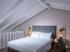 Zimmerbild 13