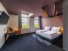 Zimmerbild 14