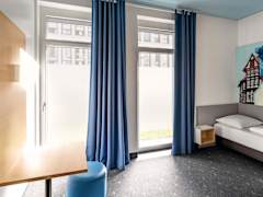 Zimmerbild 6