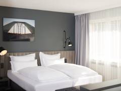 Zimmerbild 6