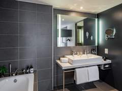 Zimmerbild 8