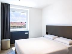 Zimmerbild 4
