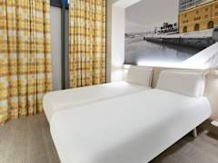 Zimmerbild 19