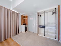 Zimmerbild 8