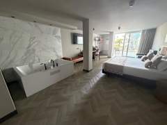 Zimmerbild 13