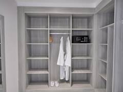 Zimmerbild 11