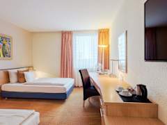 Zimmerbild 7