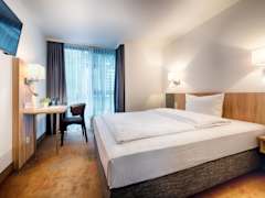 Zimmerbild 4